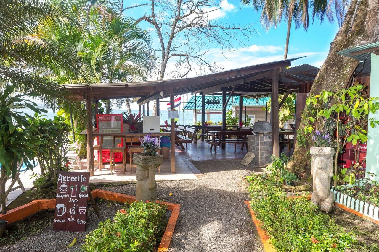 Cabinas Arrecife Cahuita Eksteriør billede